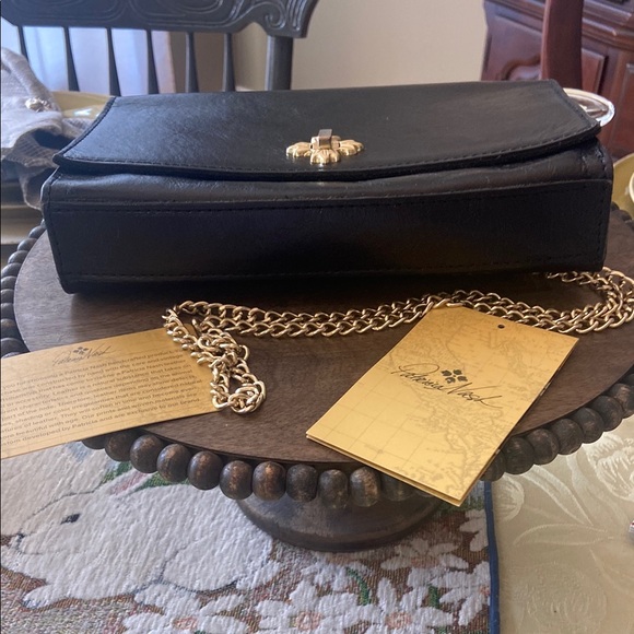 Patricia Nash Giada Black Leather Crossbody Bag - Picture 6 of 8